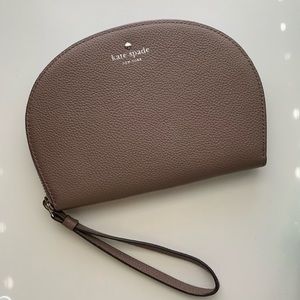 kate spade Shara Wristlet Light Walnut